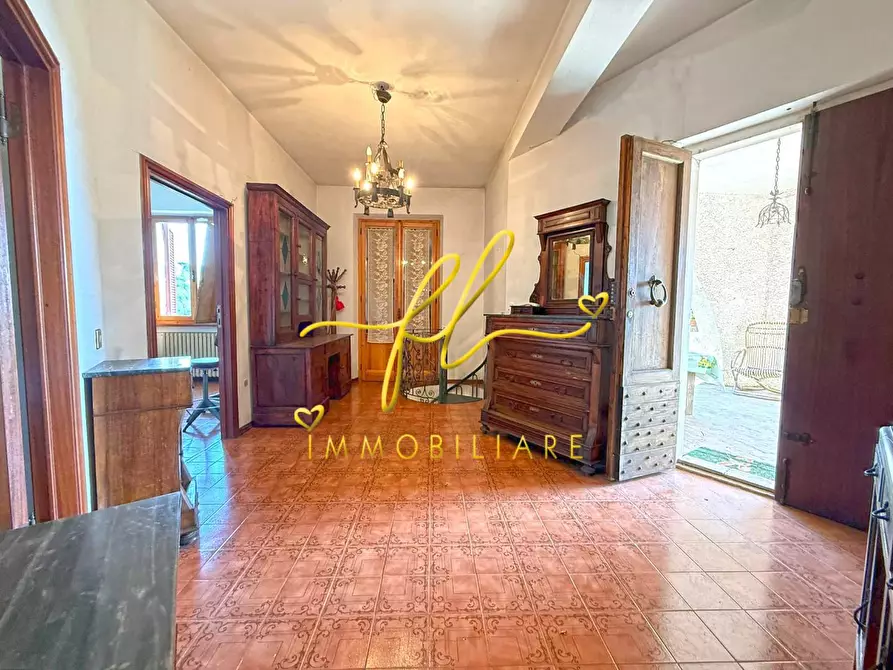 Immagine 10 di Villa in vendita  a Montescudaio
