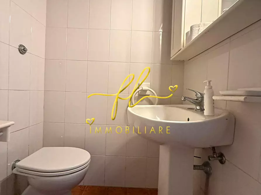 Immagine 24 di Villa in vendita  a Montescudaio
