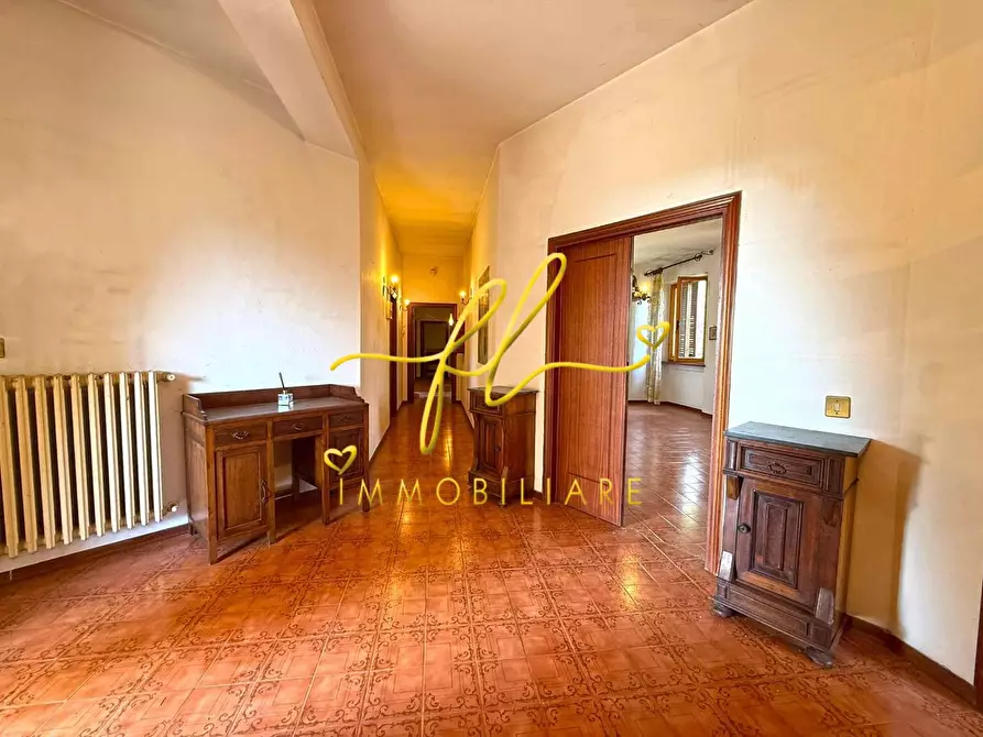 Immagine 17 di Villa in vendita  a Montescudaio