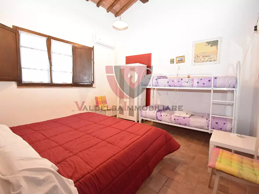 Immagine 16 di Casa indipendente in vendita  a Colle Di Val D'elsa