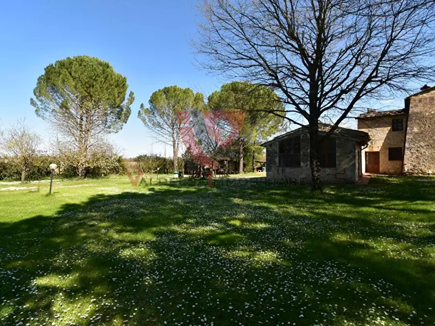 Immagine 41 di Casa indipendente in vendita  a Colle Di Val D'elsa