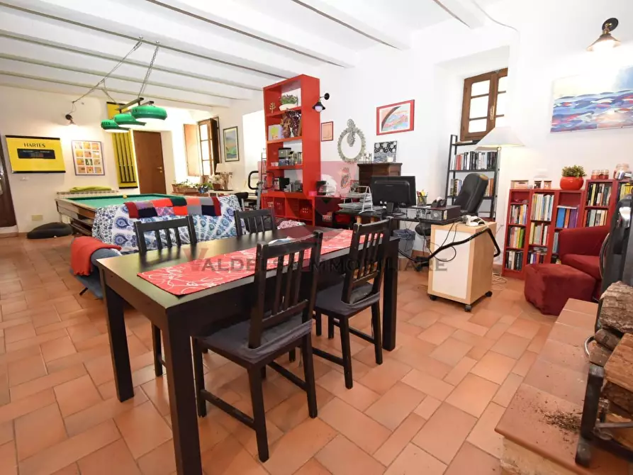 Immagine 23 di Casa indipendente in vendita  a Colle Di Val D'elsa