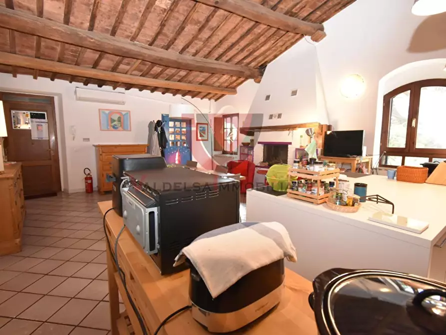 Immagine 12 di Casa indipendente in vendita  a Colle Di Val D'elsa