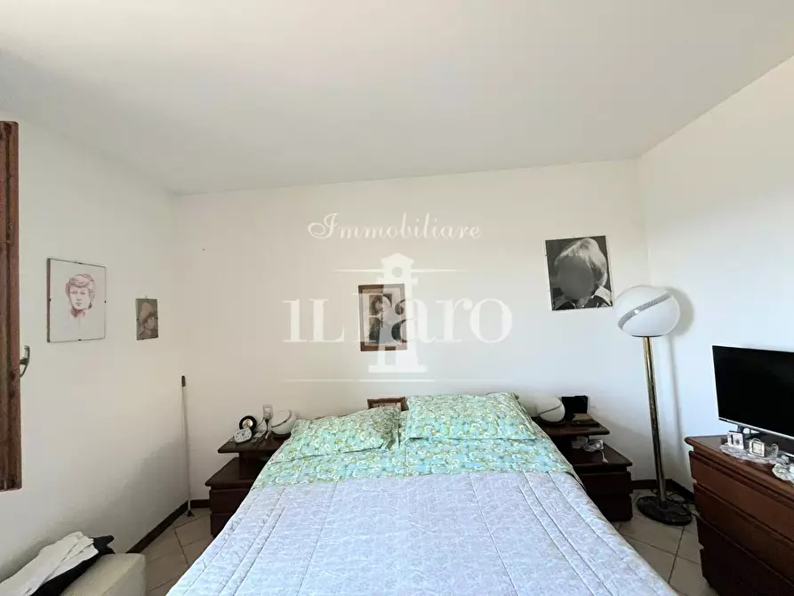 Immagine 17 di Appartamento in vendita  a Firenze