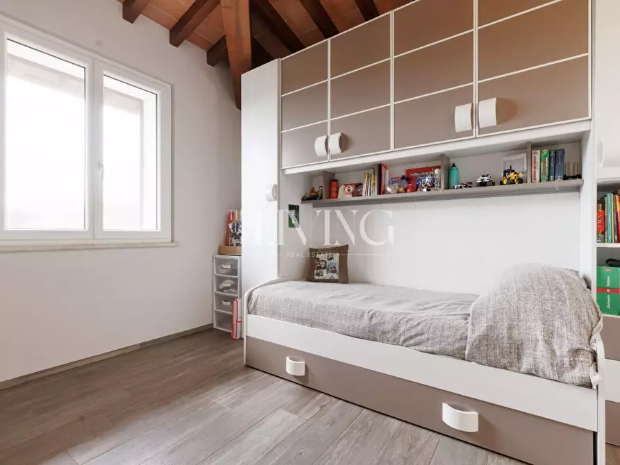 Immagine 32 di Villa in vendita  a Capannori