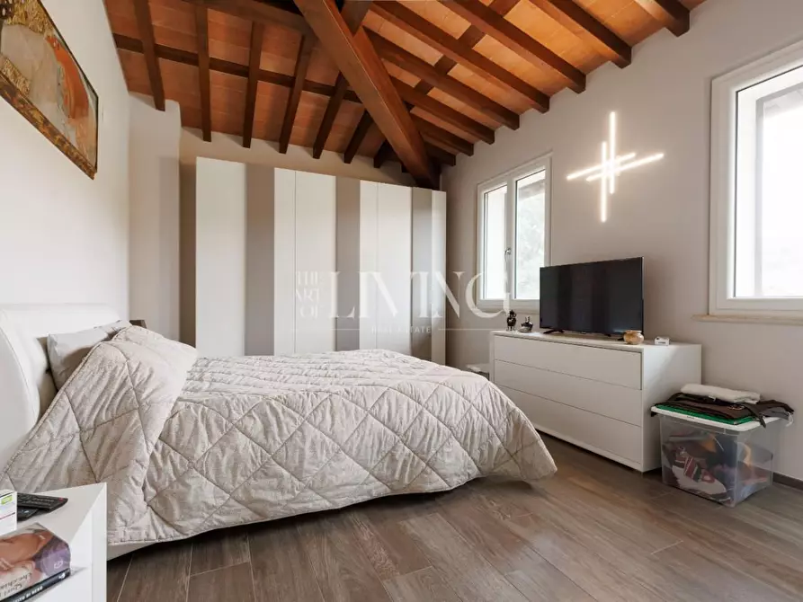 Immagine 29 di Villa in vendita  a Capannori