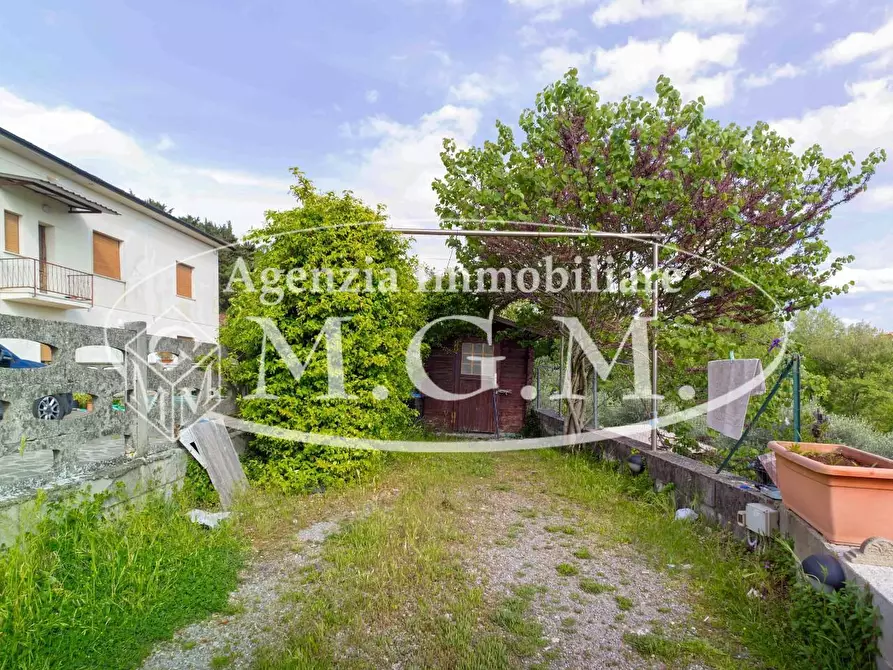 Immagine 23 di Appartamento in vendita  a Santa Maria A Monte