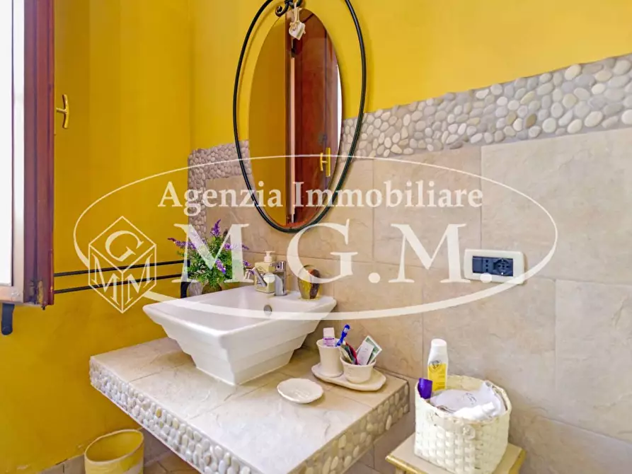 Immagine 21 di Appartamento in vendita  a Santa Maria A Monte