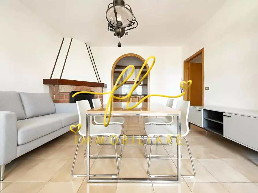 Immagine 1 di Appartamento in vendita  a Montescudaio