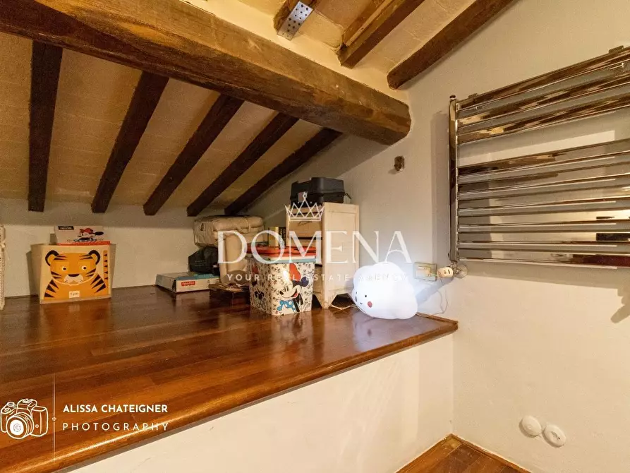Immagine 30 di Appartamento in vendita  a Siena