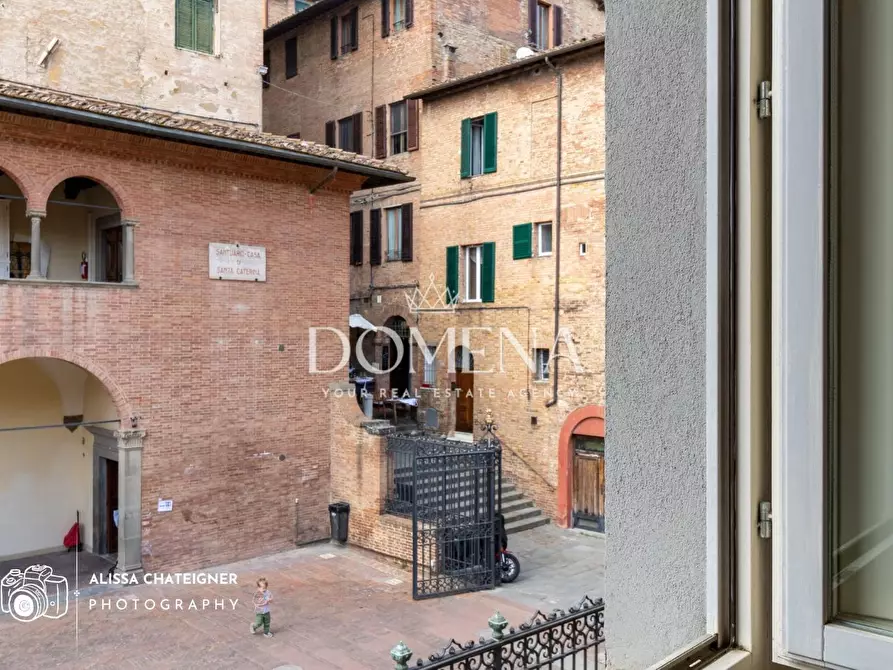 Immagine 20 di Appartamento in vendita  a Siena