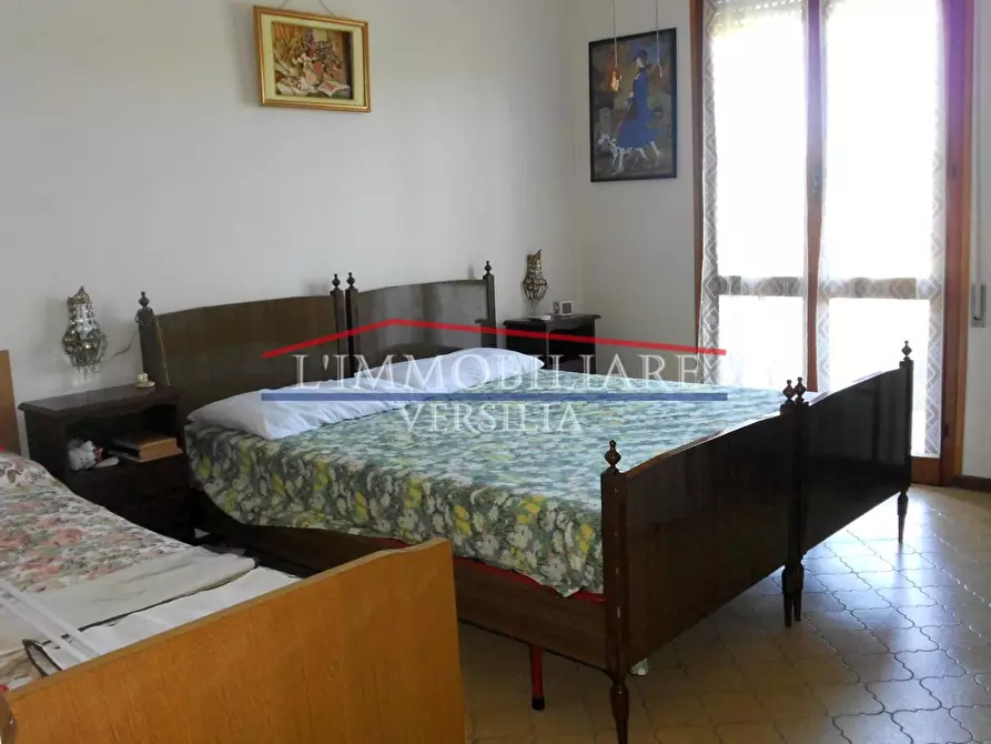 Immagine 18 di Appartamento in vendita  a Massa