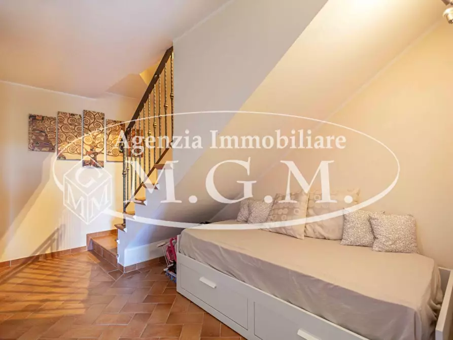 Immagine 27 di Villetta a schiera in vendita  a Santa Maria A Monte