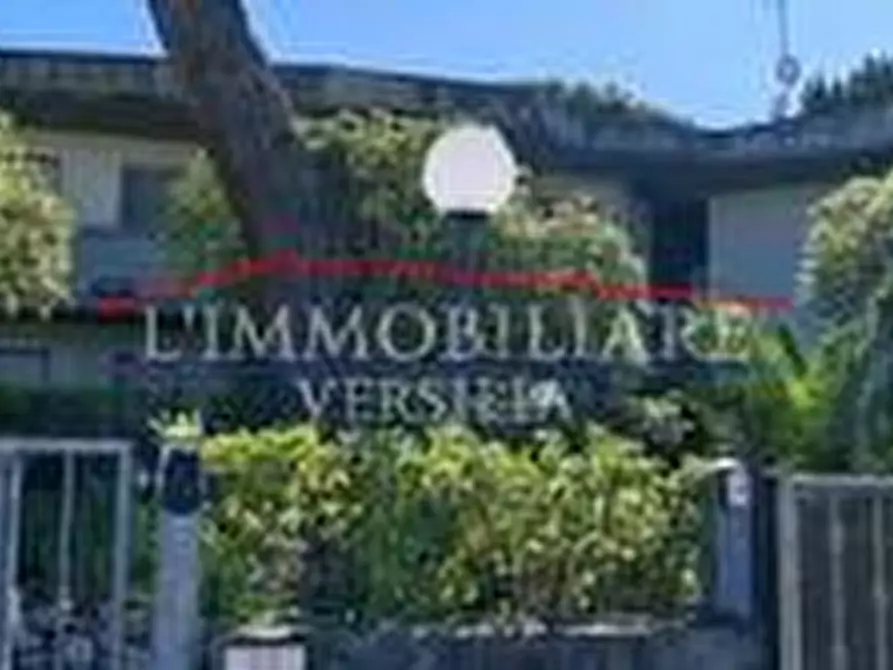 Immagine 26 di Appartamento in vendita  a Massa