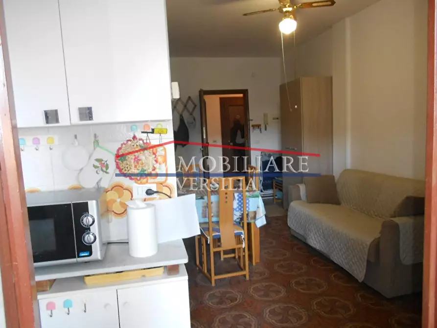 Immagine 3 di Appartamento in vendita  a Massa