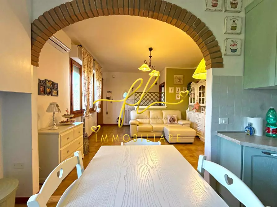 Immagine 7 di Appartamento in vendita  a Cecina