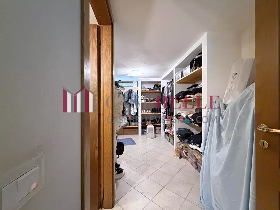 Immagine 59 di Casa indipendente in vendita  a Camaiore