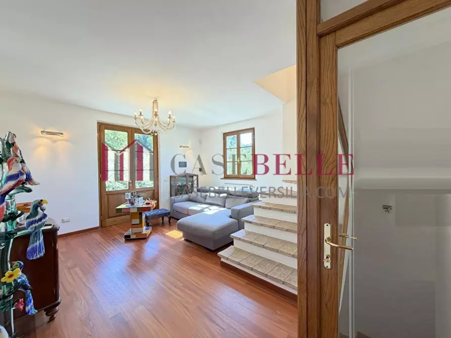 Immagine 3 di Casa indipendente in vendita  a Camaiore