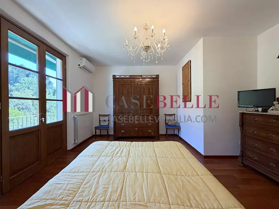 Immagine 35 di Casa indipendente in vendita  a Camaiore