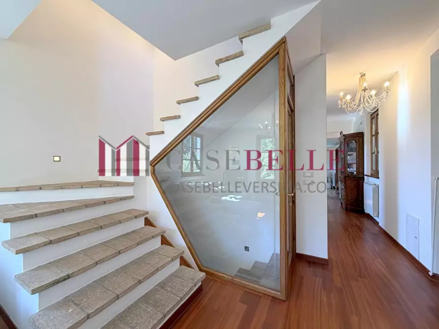 Immagine 9 di Casa indipendente in vendita  a Camaiore