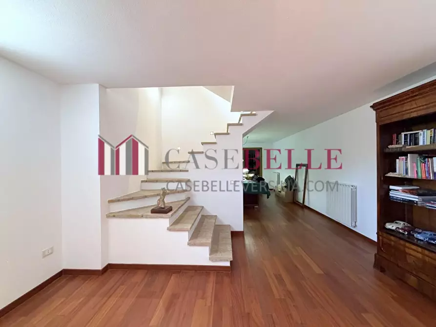Immagine 54 di Casa indipendente in vendita  a Camaiore