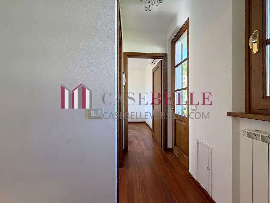 Immagine 36 di Casa indipendente in vendita  a Camaiore