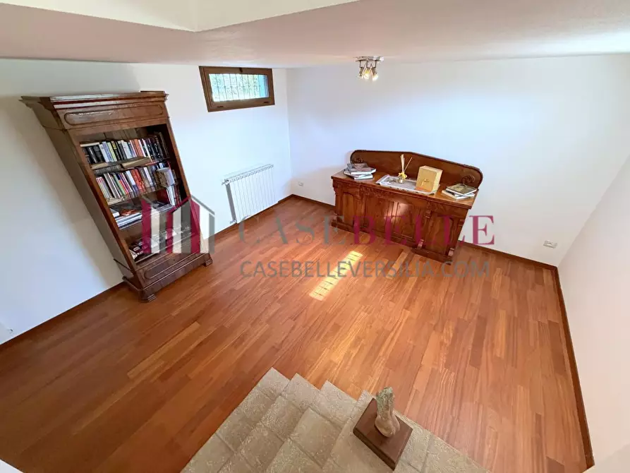 Immagine 51 di Casa indipendente in vendita  a Camaiore