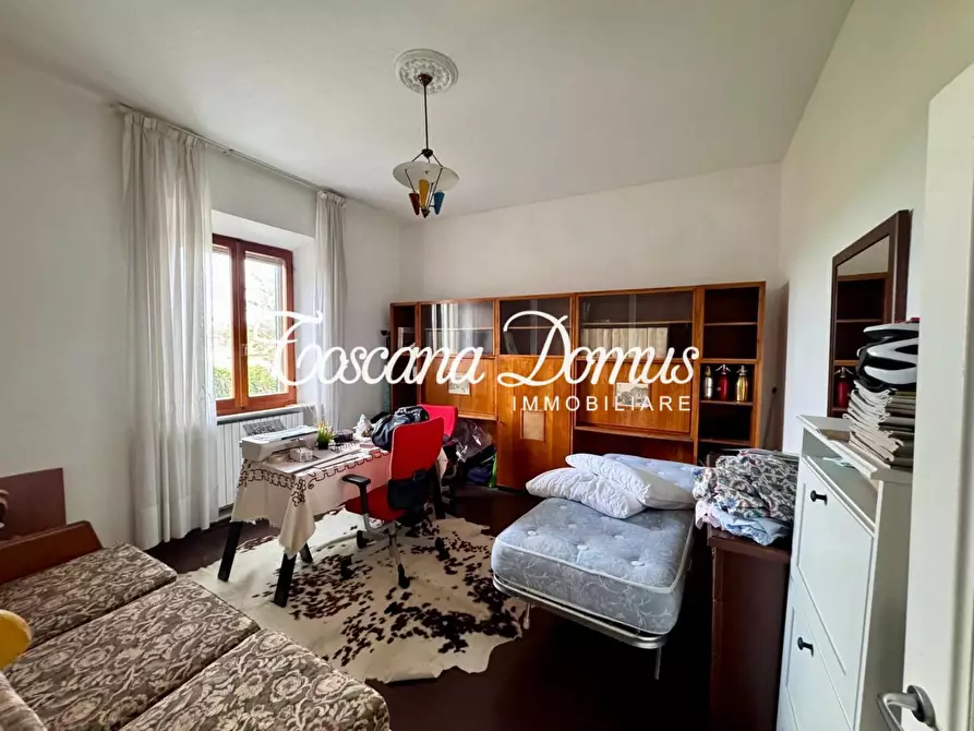 Immagine 8 di Appartamento in vendita  a Siena