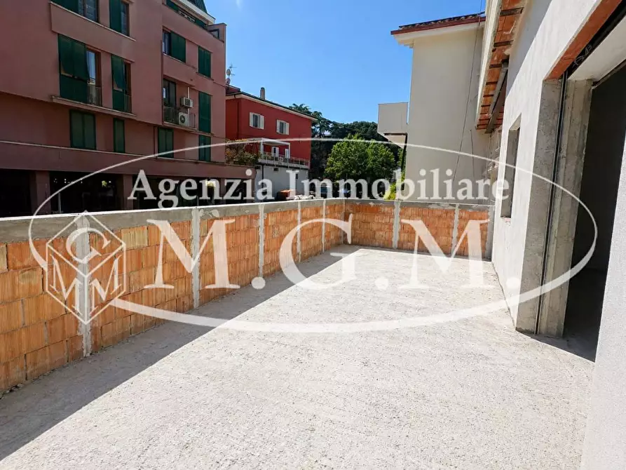 Immagine 2 di Appartamento in vendita  a Pontedera