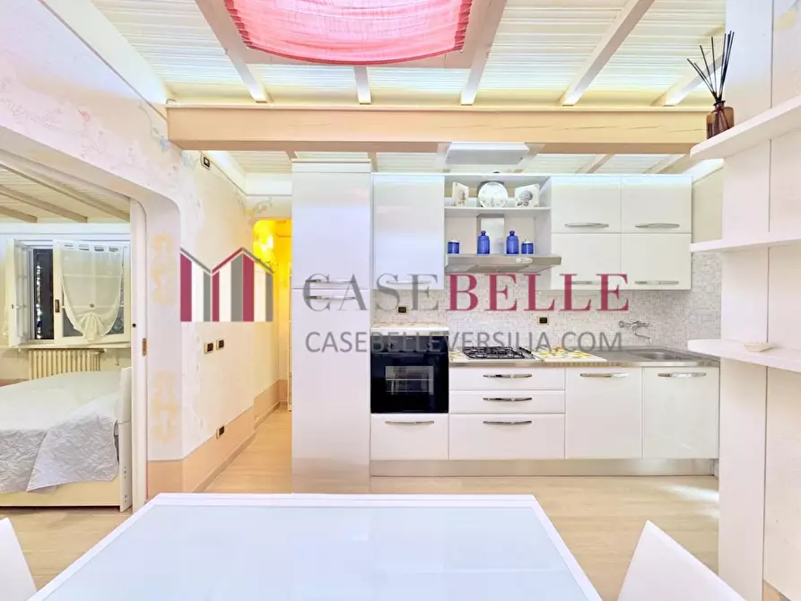 Immagine 1 di Casa semindipendente in affitto  a Forte Dei Marmi