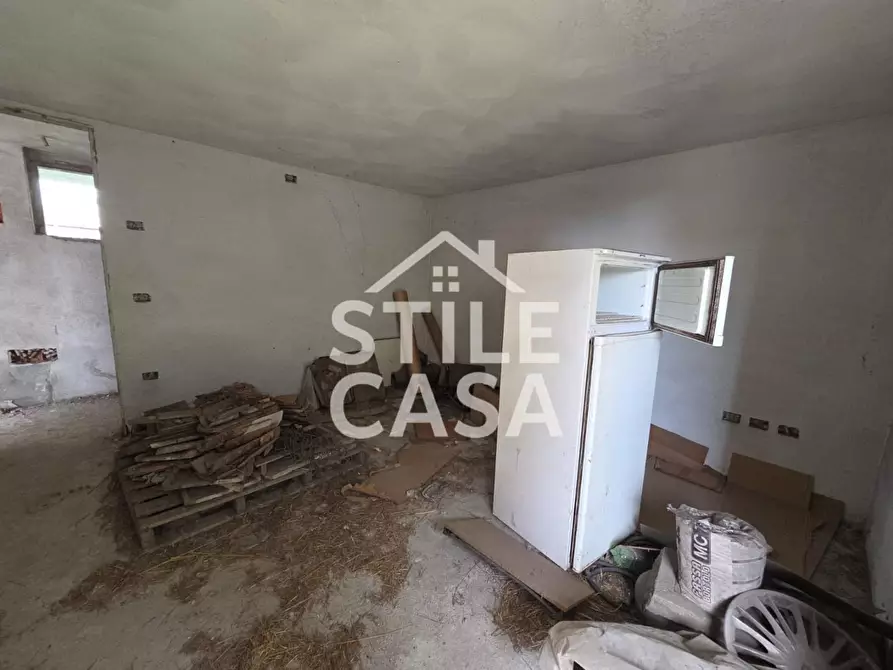 Immagine 5 di Casa semindipendente in vendita  a Lucca