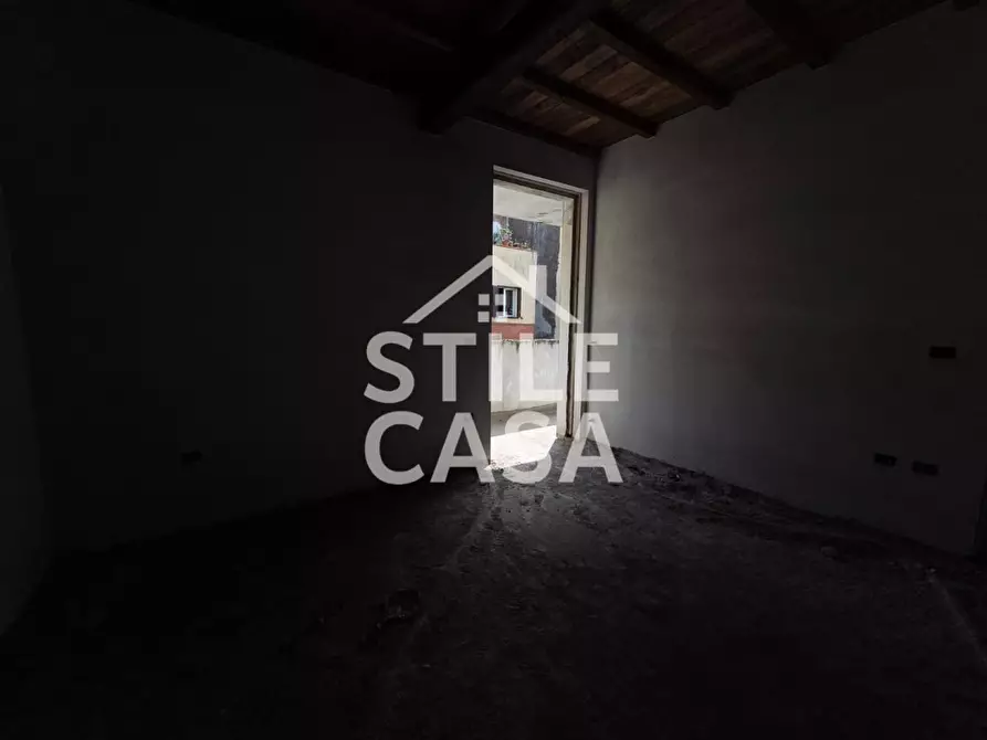 Immagine 18 di Casa semindipendente in vendita  a Lucca