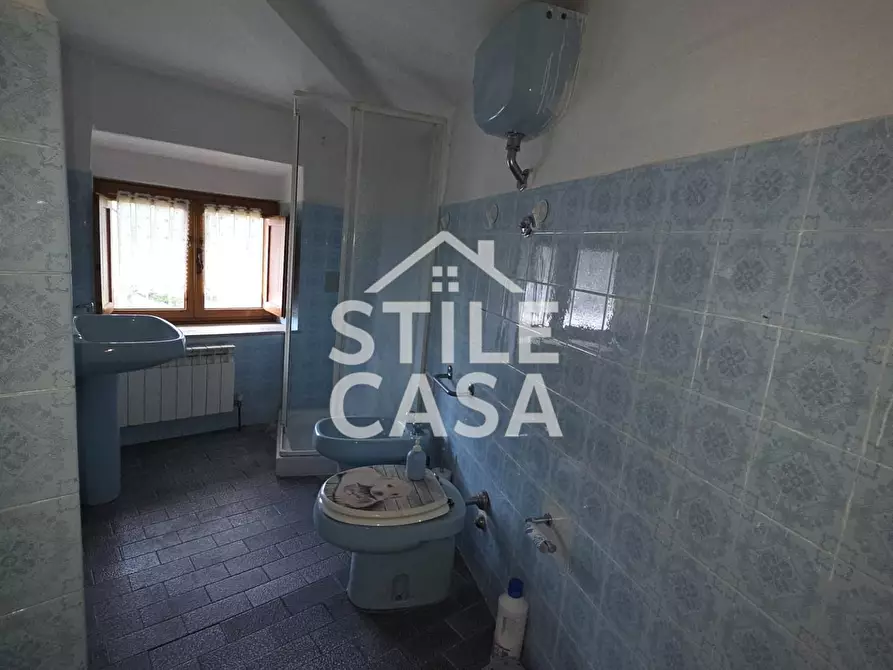 Immagine 14 di Mansarda in vendita  a Lucca