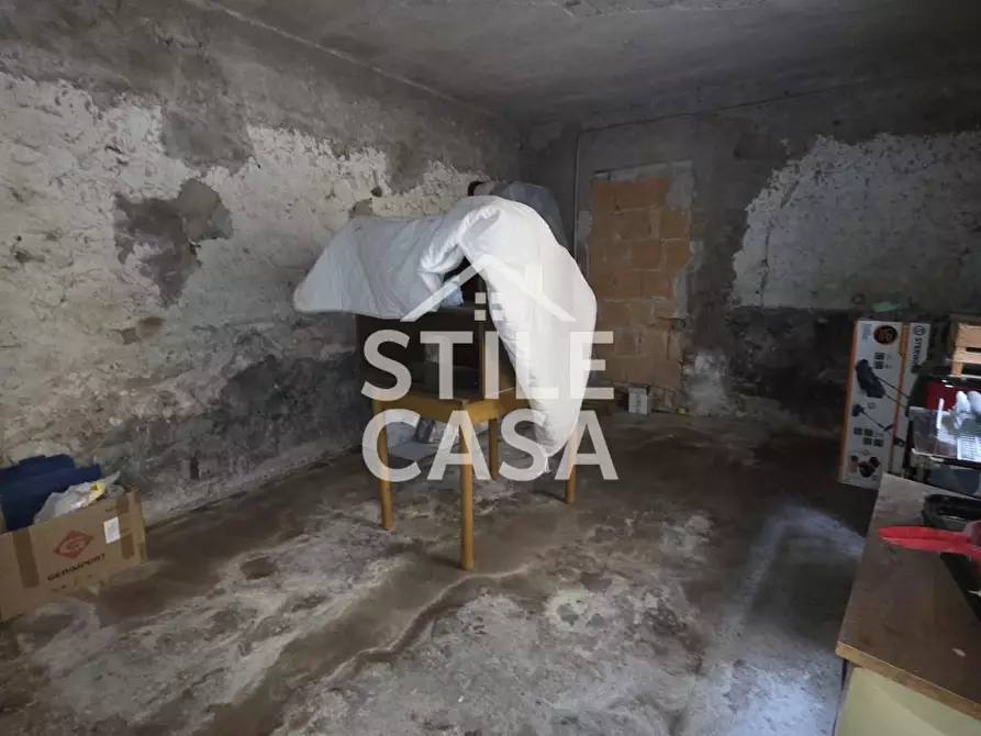 Immagine 22 di Mansarda in vendita  a Lucca
