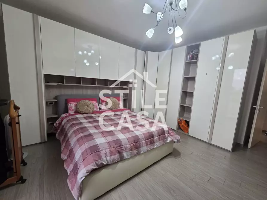 Immagine 13 di Villa in vendita  a Capannori