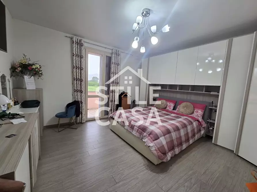 Immagine 41 di Villa in vendita  a Capannori