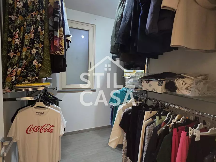 Immagine 35 di Villa in vendita  a Capannori