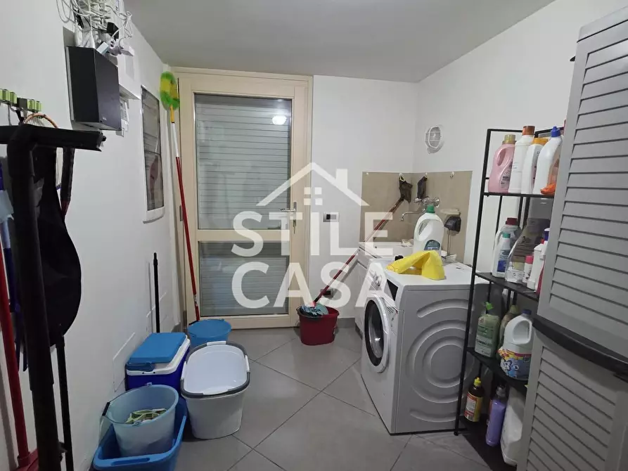 Immagine 25 di Villa in vendita  a Capannori
