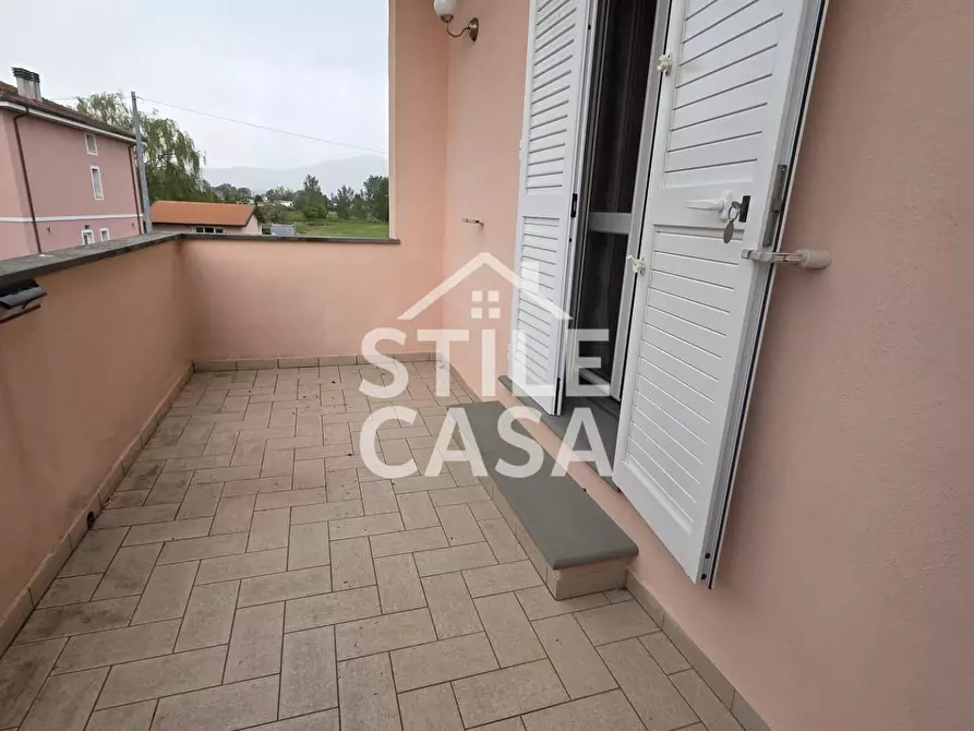 Immagine 53 di Villa in vendita  a Capannori