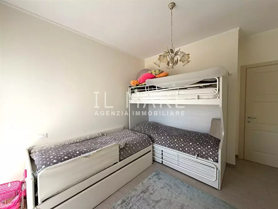 Immagine 19 di Appartamento in vendita  a Massa