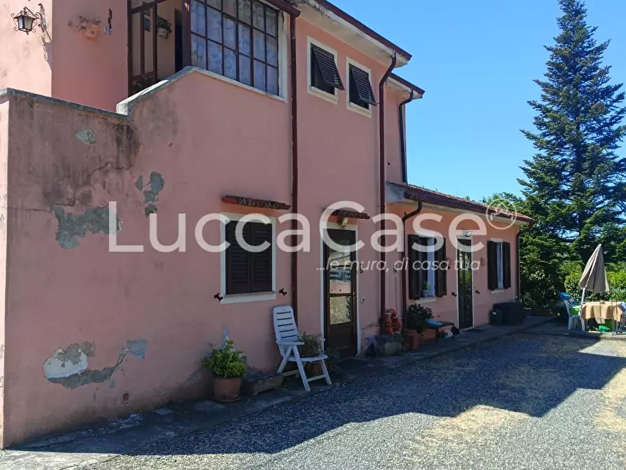 Immagine 9 di Casa colonica in vendita  a Riparbella