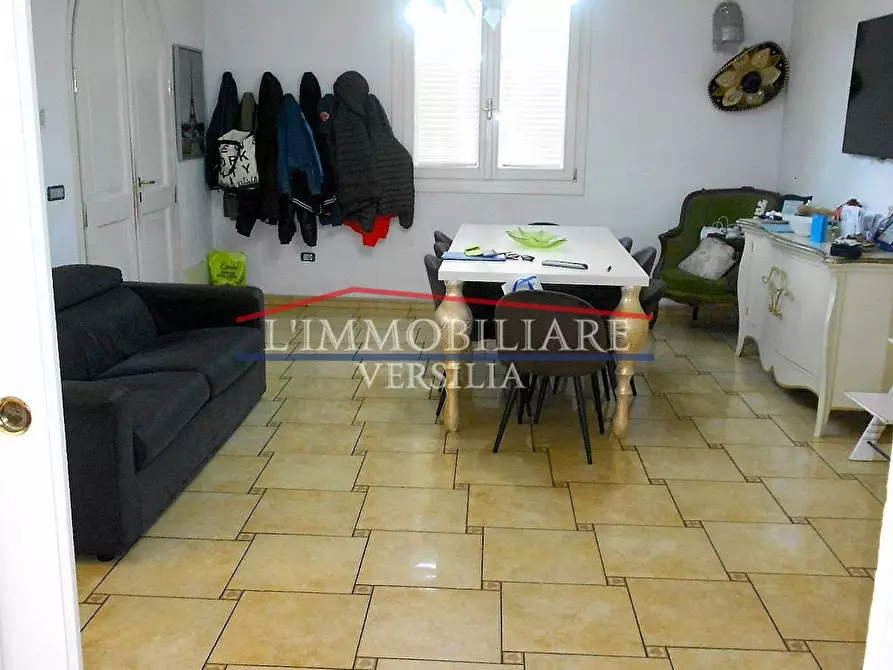 Immagine 12 di Casa bifamiliare in vendita  a Seravezza