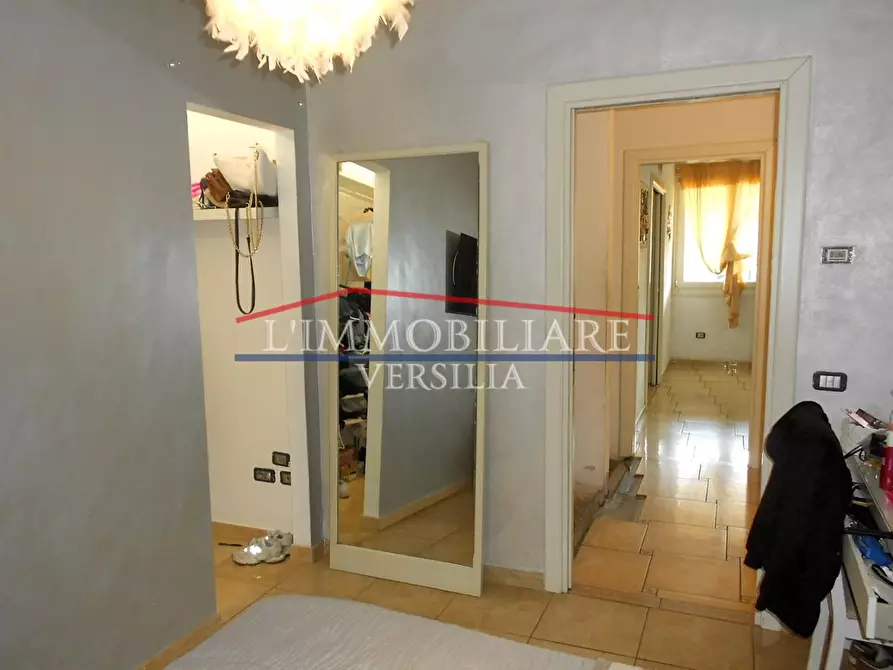 Immagine 24 di Casa bifamiliare in vendita  a Seravezza