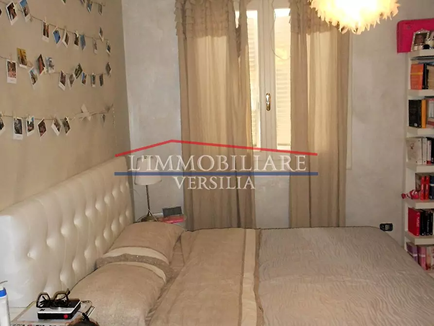 Immagine 22 di Casa bifamiliare in vendita  a Seravezza