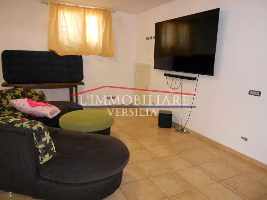 Immagine 42 di Casa bifamiliare in vendita  a Seravezza