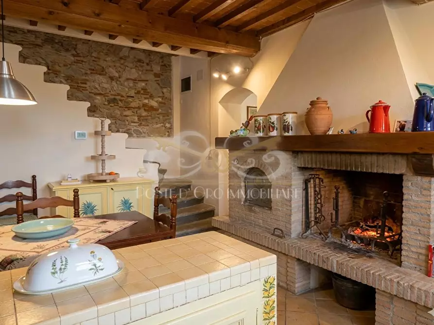 Immagine 32 di Rustico / casale in vendita  a Massarosa