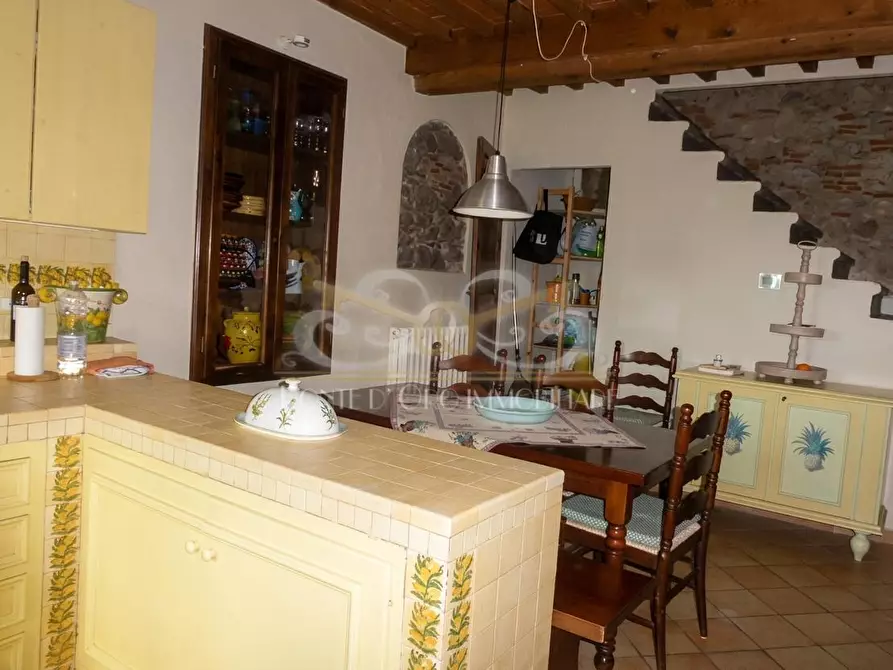 Immagine 37 di Rustico / casale in vendita  a Massarosa
