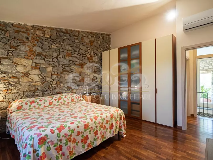 Immagine 7 di Rustico / casale in vendita  a Massarosa