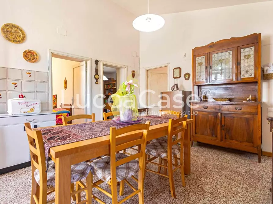 Immagine 6 di Casa colonica in vendita  a Volterra