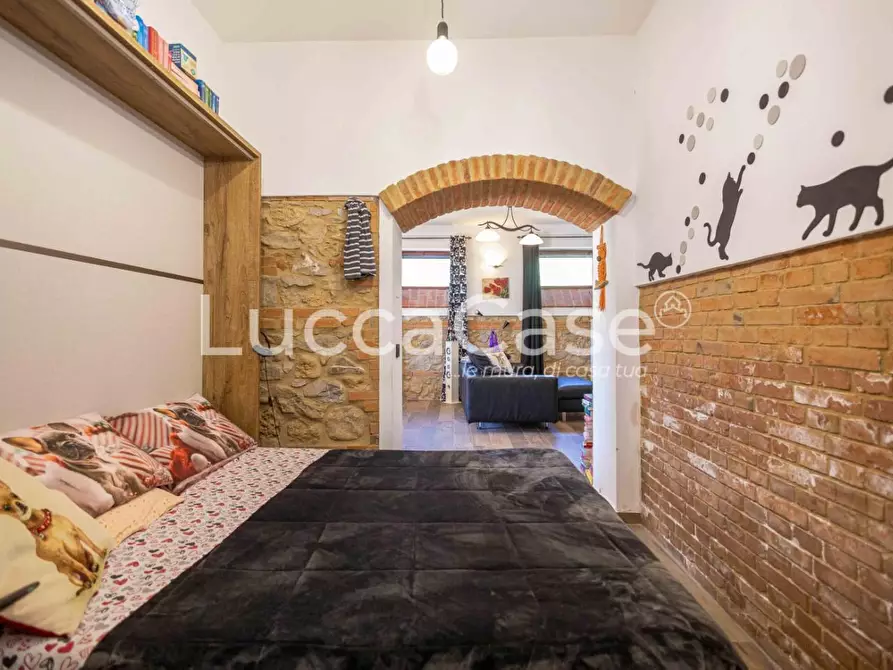 Immagine 16 di Casa colonica in vendita  a Volterra